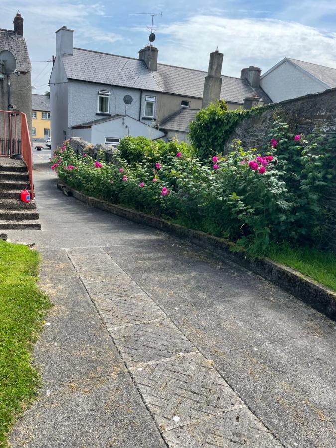 金斯考特Large Townhouse With Gardens公寓 外观 照片