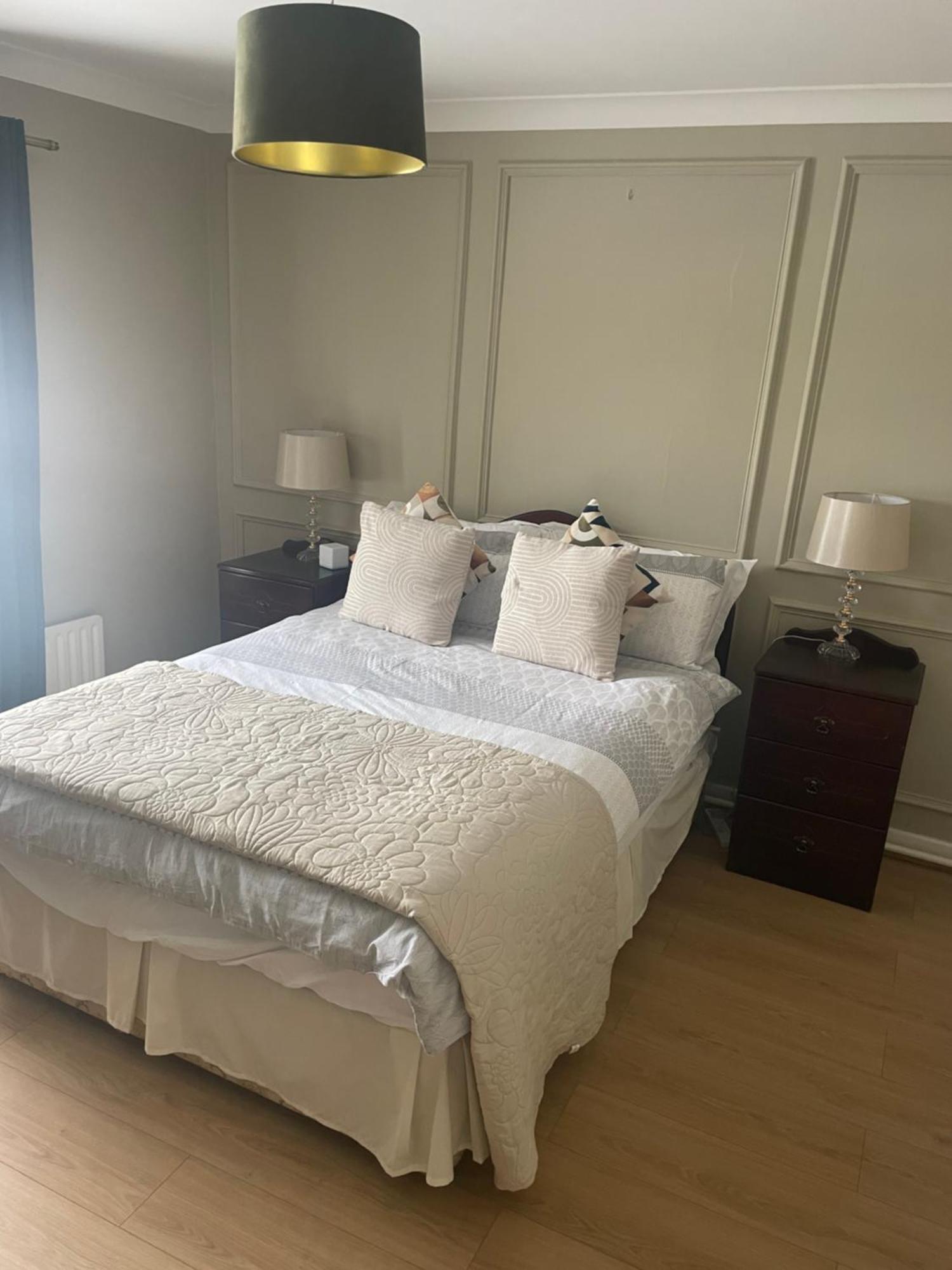 金斯考特Large Townhouse With Gardens公寓 外观 照片